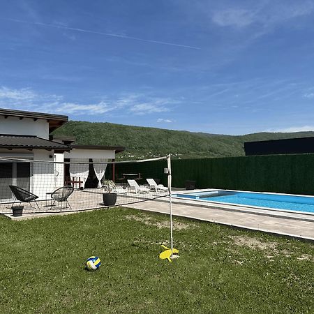 Holiday Home Emma Бихач Экстерьер фото