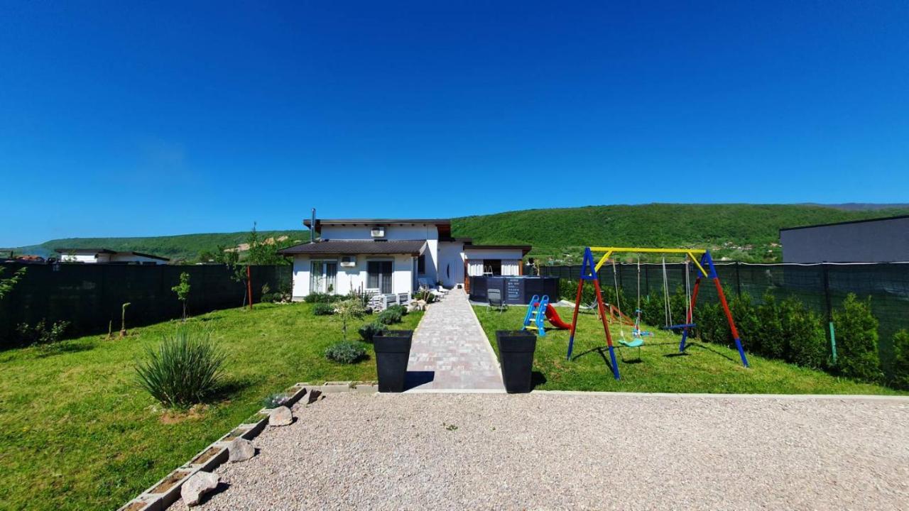 Holiday Home Emma Бихач Экстерьер фото