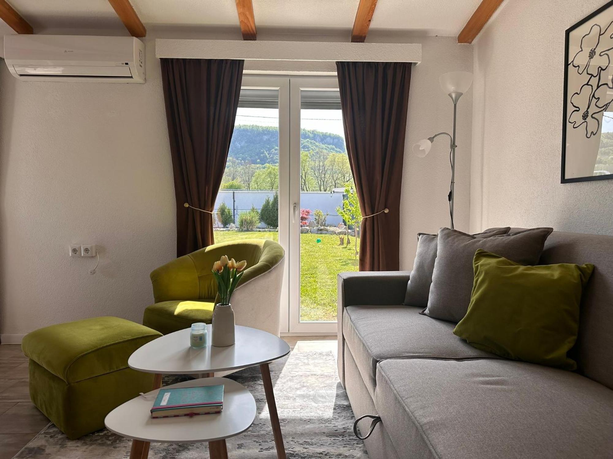 Holiday Home Emma Бихач Экстерьер фото