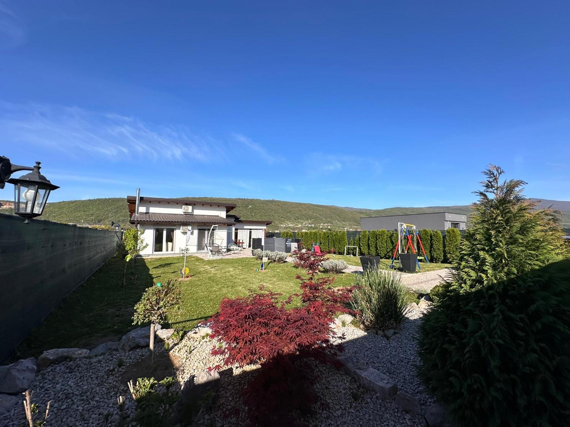 Holiday Home Emma Бихач Экстерьер фото