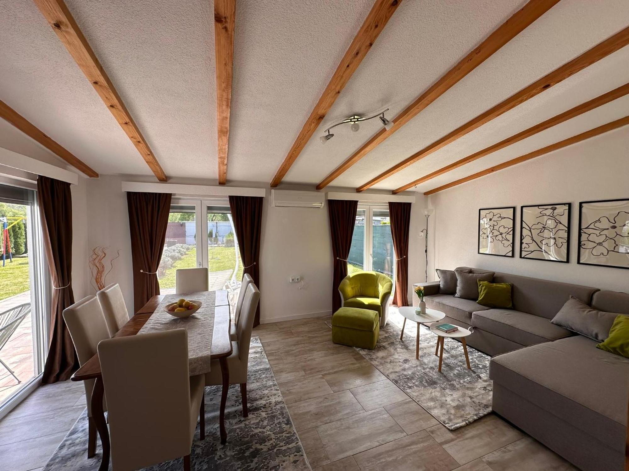 Holiday Home Emma Бихач Экстерьер фото