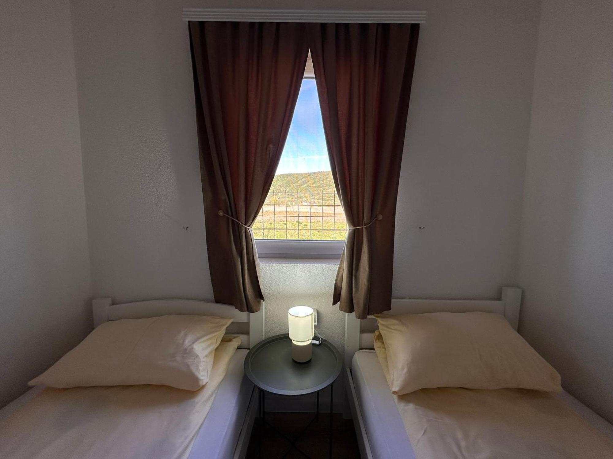 Holiday Home Emma Бихач Экстерьер фото